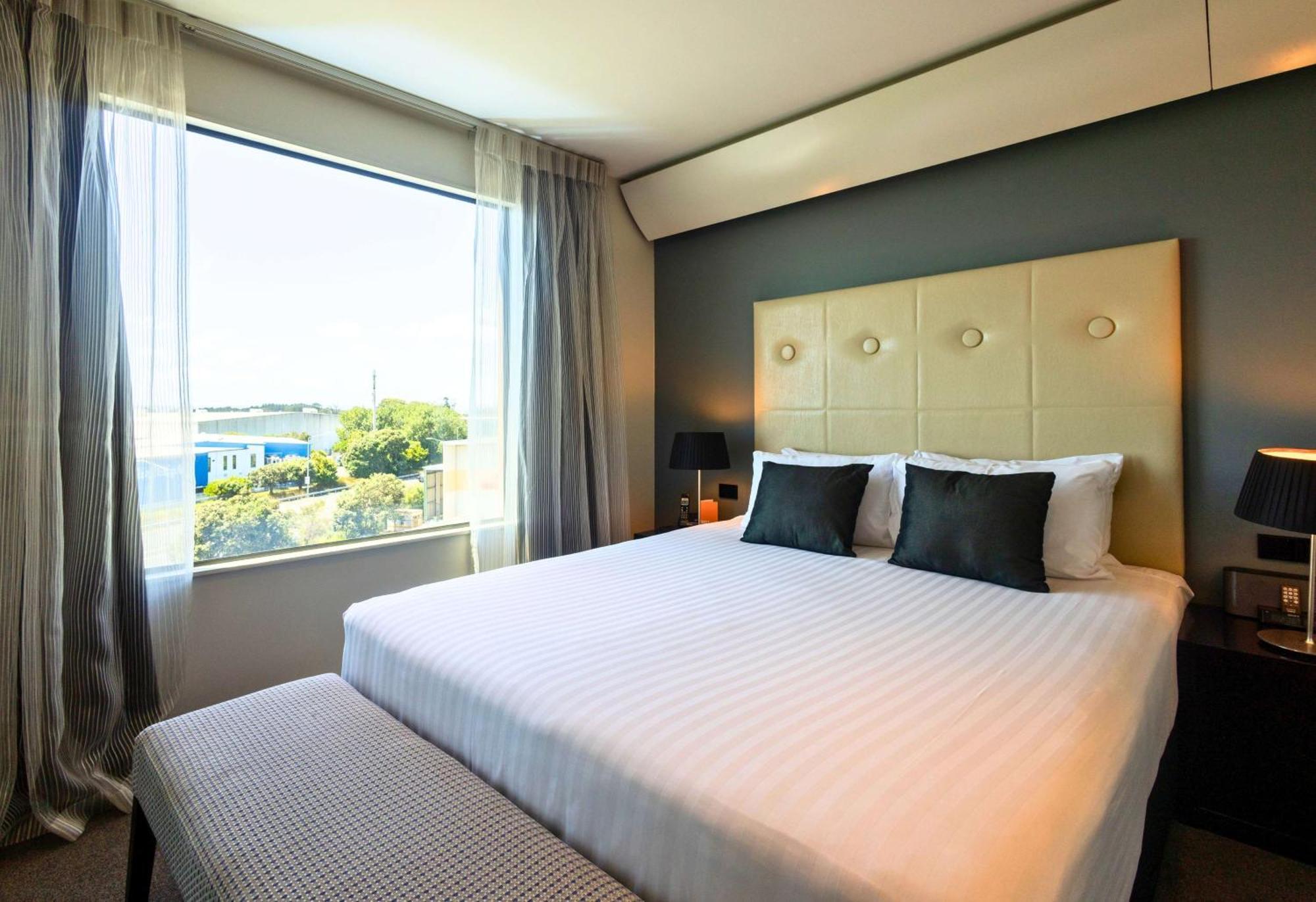 Sudima Auckland Airport Hotel Exterior photo