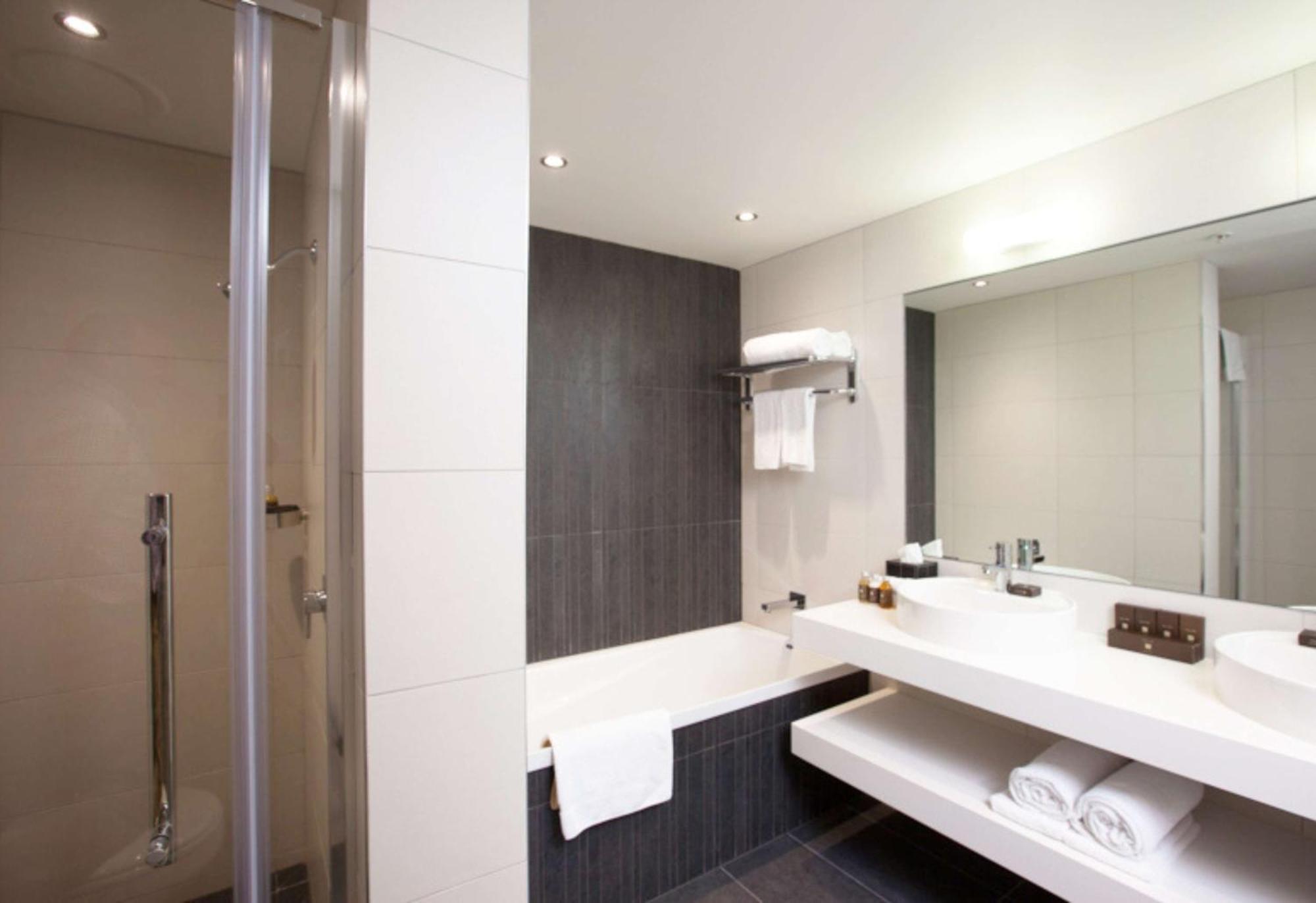Sudima Auckland Airport Hotel Exterior photo